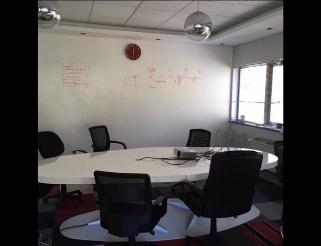 209M² OFFICE RENTED IN WESTLAKE